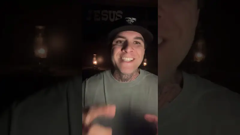 Original video cover: Live highlights